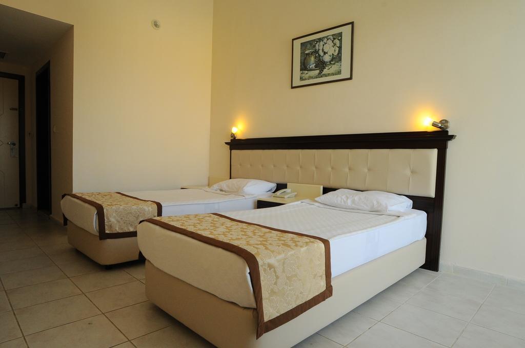 Clover Magic Park Side Hotel Esterno foto